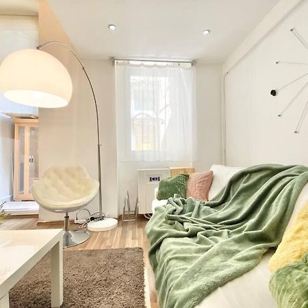 بودابست Stay Cool! Apartment With Sauna And Private Garden المظهر الخارجي الصورة